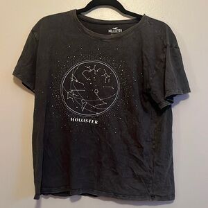Hollister T-shirt